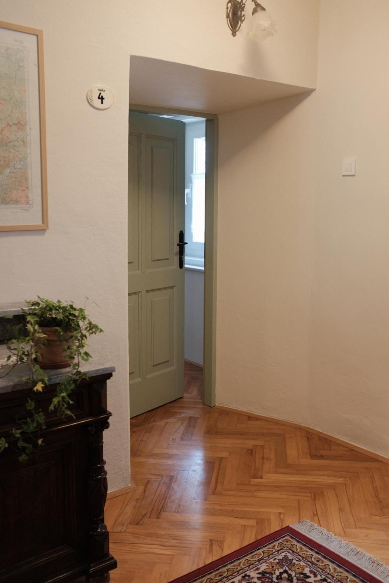 로크포드만가톰 Gorska Roza B&B 외부 사진